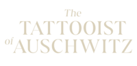 Der Schriftzug "The Tattooist of Auschwitz""