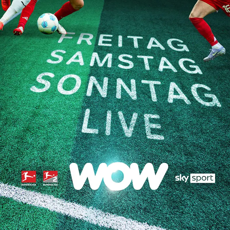 Abgebildet ist der Text "Freitag, Samstag, Sonntag Live" auf einem Stück Rasen. welcher sich auf die erste und zweite Bundesliga bei WOW bezieht,