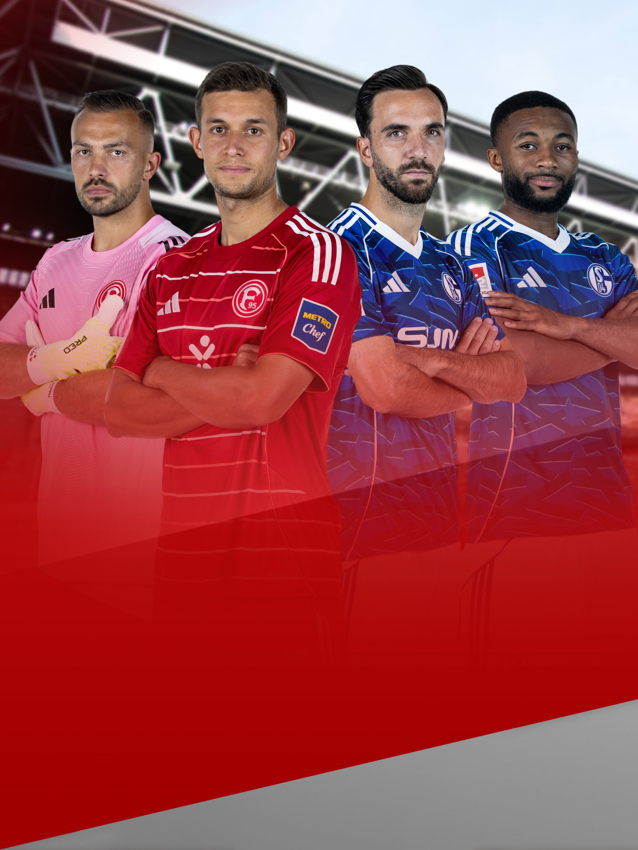 Jeweils zwei Spieler von Fortuna Düsseldorf und FC Schalke 04