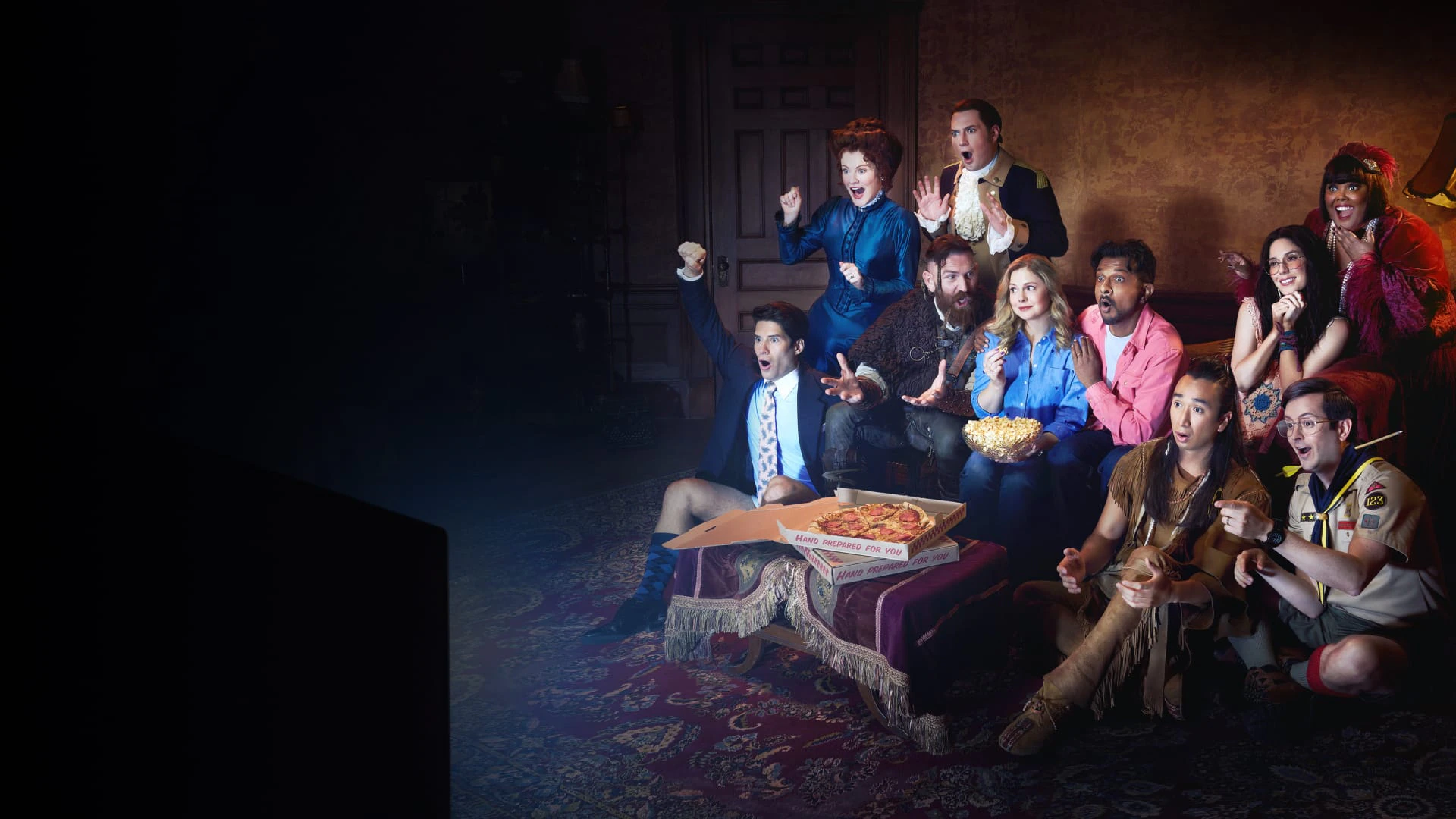 Plakat von Ghosts Staffel 5, mit allen Charakteren.