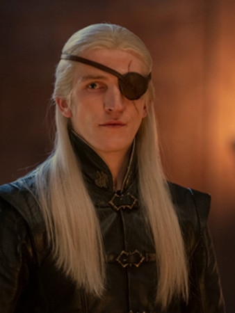 Aemond Targaryen, Interpretato da Ewan Mitchell