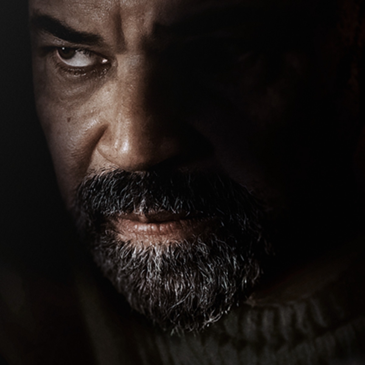 Isaac, Interpretato da Jeffrey Wright